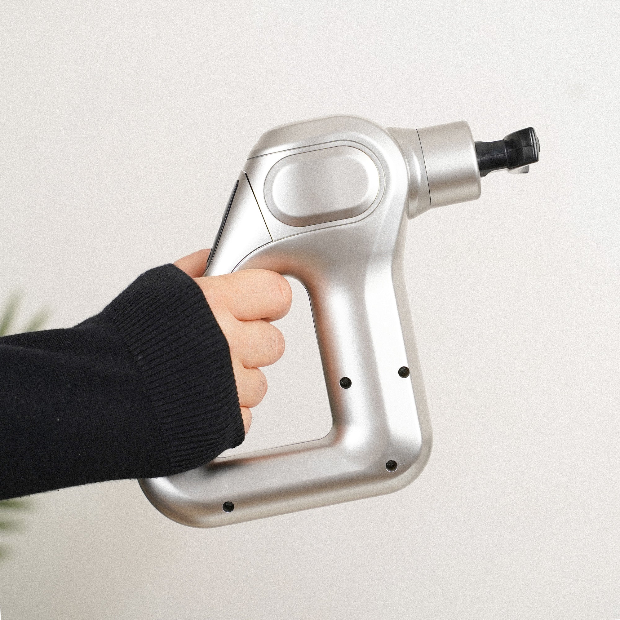 Pistola per massaggio muscolare terapeutico con 8 testine e 12 livelli di velocità - Image 8